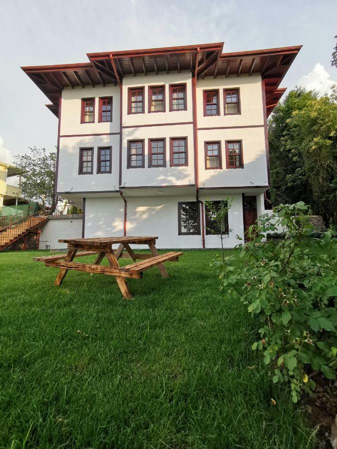 Ibrahim Aga Konagi Hotel Kartepe Eksteriør billede